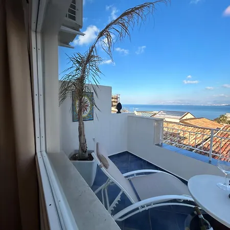 Borgo La Madrice شقة كاستيلاّماري ديل غو