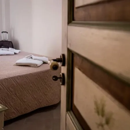 Borgo La Madrice شقة كاستيلاّماري ديل غو